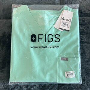 FIGS Leon Top and Tansen Jogger Scrub Set - Mariner (BRAND NEW) (LIMITED COLOR)